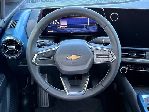 New 2026 Chevrolet Equinox EV LT image 14