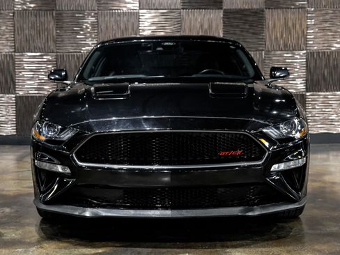 Used 2022 Ford Mustang GT Premium w/ Equipment Group 401A RWD image 3