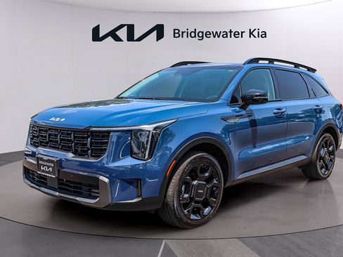 Certified 2024 Kia Sorento X-Line EX AWD/4WD image 3