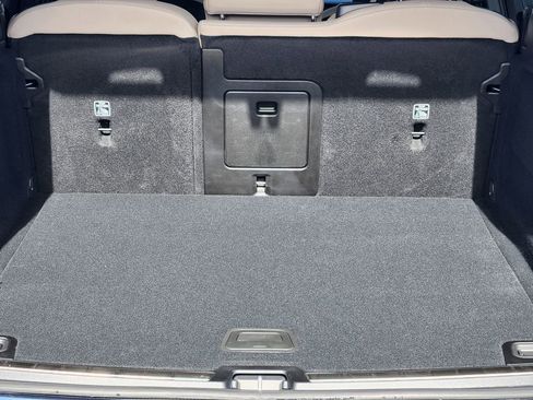 New 2026 Volvo XC60 B5 Plus w/ Protection Package Premier image 21