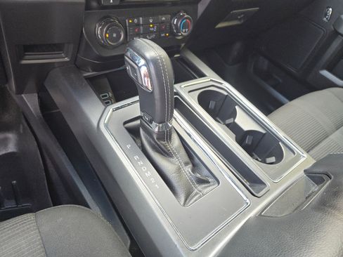 Used 2017 Ford F150 XLT w/ Equipment Group 302A Luxury image 16