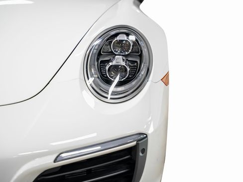 Used 2019 Porsche 911 Carrera 4S image 4