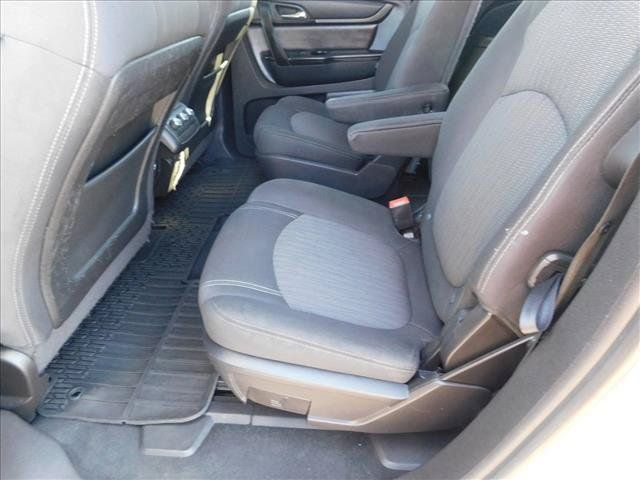 Used 2016 Chevrolet Traverse LT w/ LPO, 'HIT The Road' Package FWD image 25