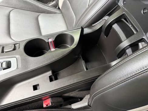 Used 2017 Chevrolet Camaro SS RWD image 27
