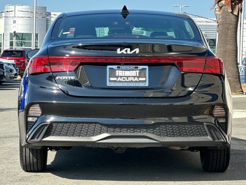Used 2024 Kia Forte LXS FWD image 5