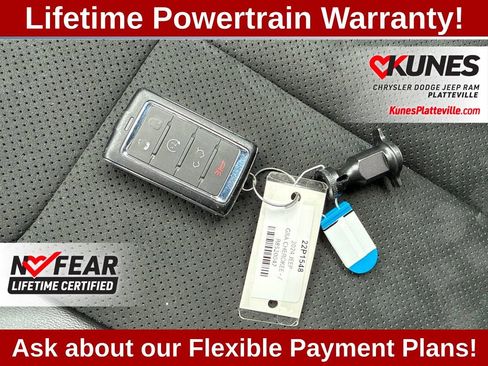 Used 2024 Jeep Grand Cherokee Altitude AWD/4WD image 23