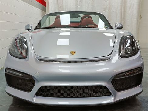 Used 2016 Porsche Boxster Spyder RWD image 2