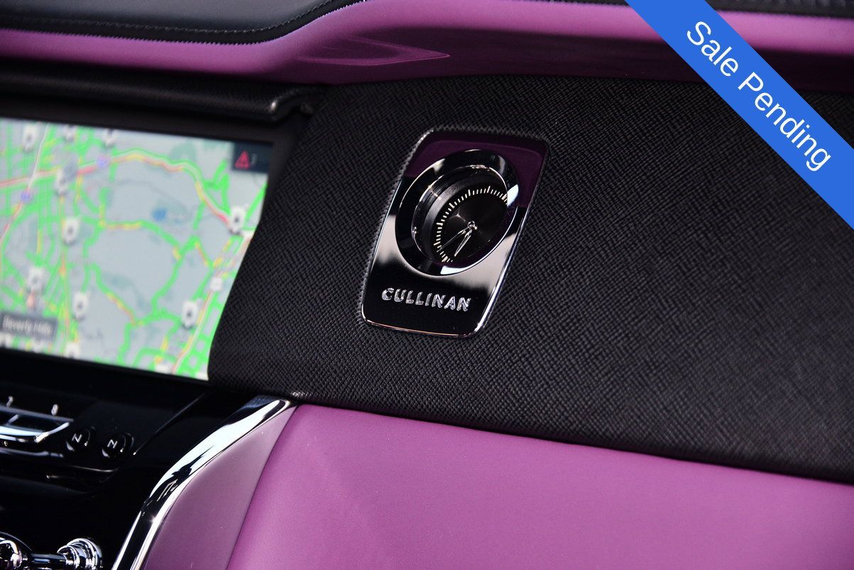 Certified 2022 Rolls-Royce Cullinan w/ Technology Package AWD/4WD image 11