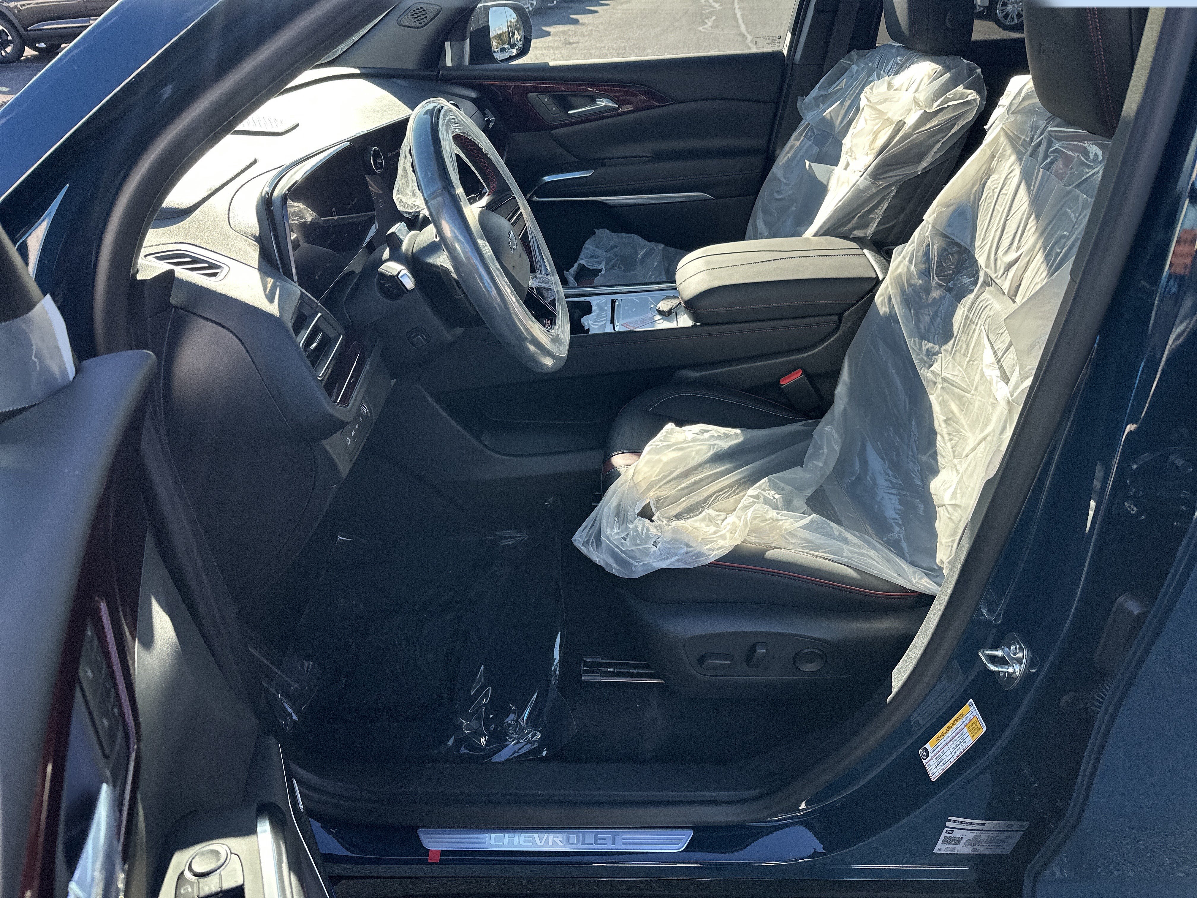 New 2027 Chevrolet Traverse RS AWD/4WD image 9