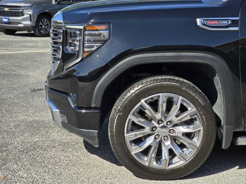 Certified 2024 GMC Sierra 1500 Denali AWD/4WD image 8