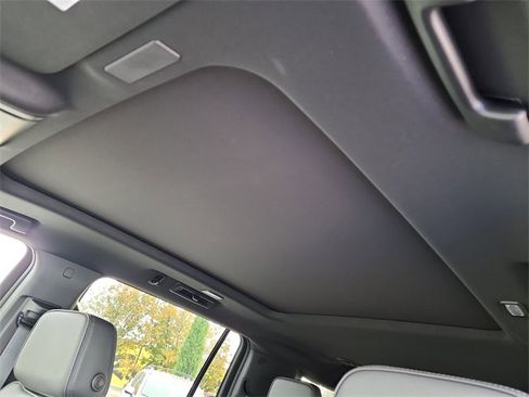 New 2026 GMC Yukon XL Denali w/ Sun & Power Step Package image 29