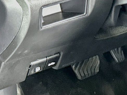Certified 2025 Nissan Versa SV w/ Trunk Package FWD image 10
