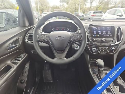 Used 2023 Chevrolet Equinox Premier image 14