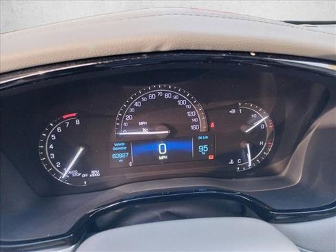 Used 2019 Cadillac XT5 Luxury image 20