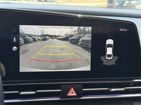 Certified 2023 Hyundai Elantra Limited image 29