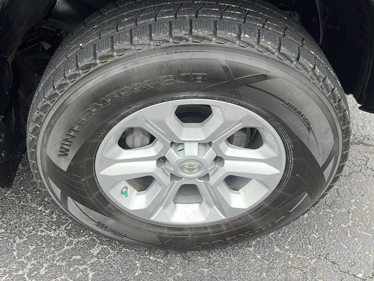 Used 2016 Toyota 4Runner SR5 Premium AWD/4WD image 31