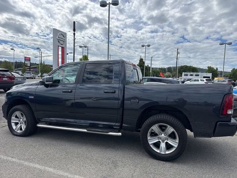 Used 2013 RAM 1500 Sport w/ Sport Premium Group AWD/4WD image 9