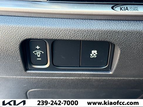 New 2026 Kia Sorento LX image 34