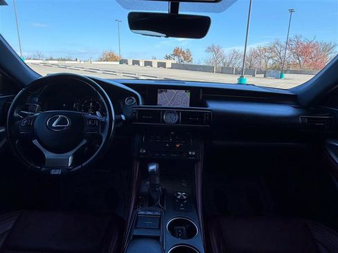 Used 2016 Lexus RC 200t image 39