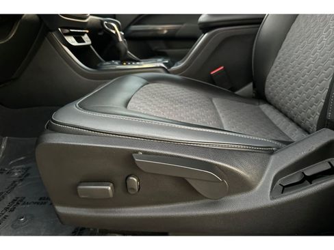 Used 2020 Chevrolet Colorado Z71 image 13