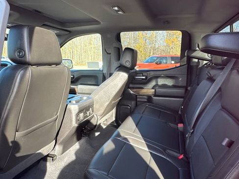 Used 2019 Chevrolet Silverado 1500 LT Trail Boss image 18