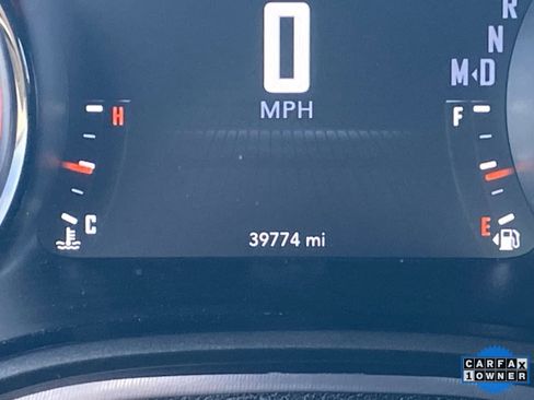 Used 2022 Dodge Challenger SXT w/ Blacktop Package image 32