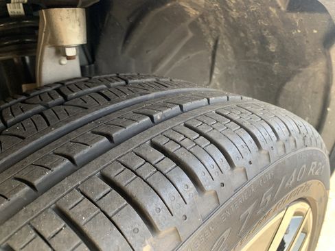 Certified 2025 Volvo XC90 B6 Plus image 12