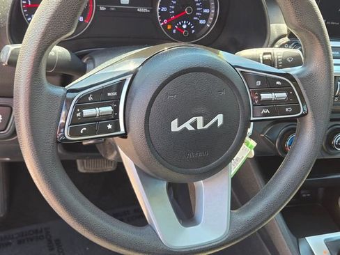 Used 2023 Kia Forte LXS image 25