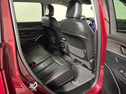 Certified 2023 Jeep Grand Cherokee Limited image 29