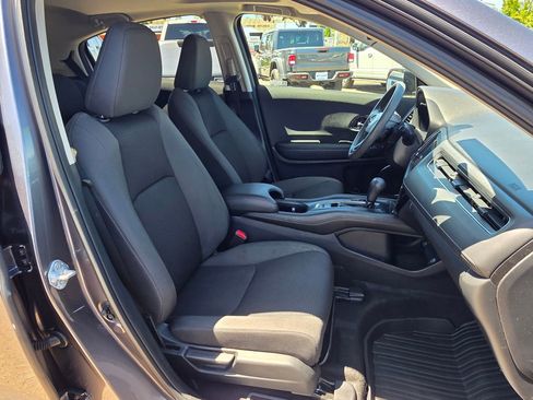 Used 2022 Honda HR-V EX image 24