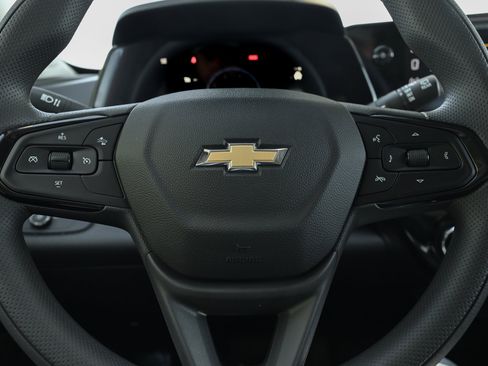 New 2026 Chevrolet Trax LT w/ LPO, Blackout Package image 17