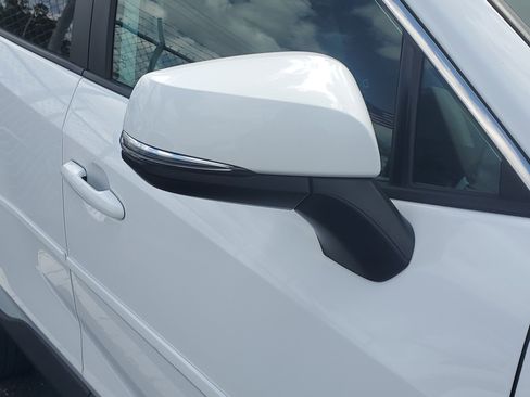 Certified 2021 Toyota RAV4 XLE w/ Convenience Package image 7