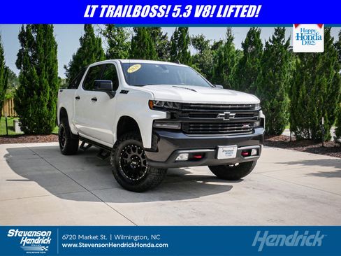 Used 2020 Chevrolet Silverado 1500 LT Trail Boss image 1