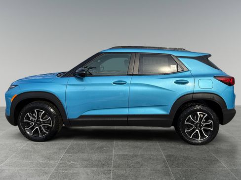 New 2026 Chevrolet TrailBlazer ACTIV w/ Convenience Package AWD/4WD image 2