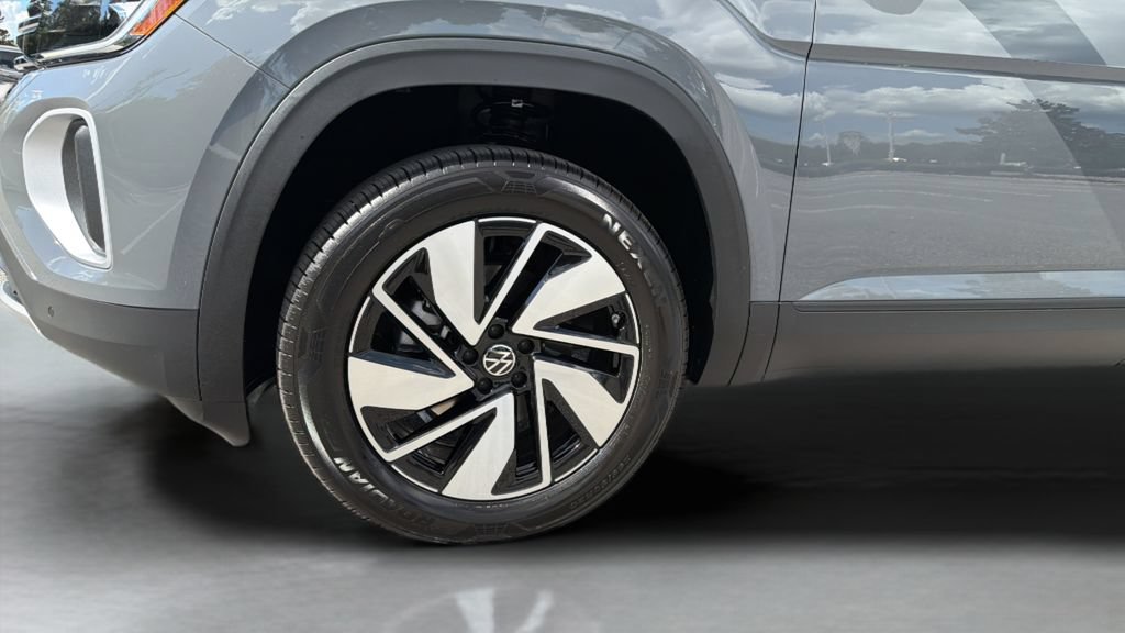 New 2026 Volkswagen Atlas SE FWD image 36