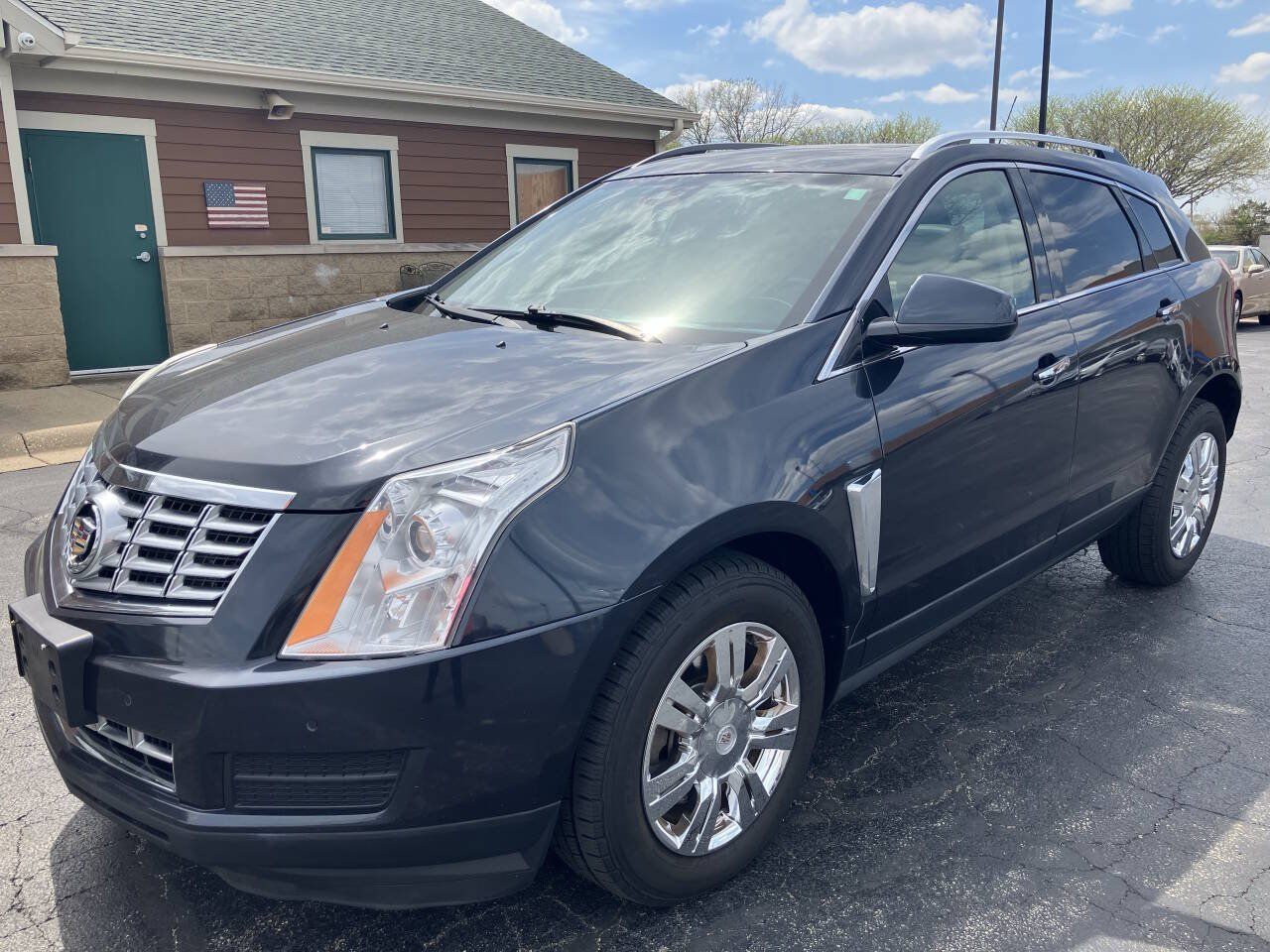 Used 2016 Cadillac SRX Luxury w/ Driver Awareness Package AWD/4WD image 7