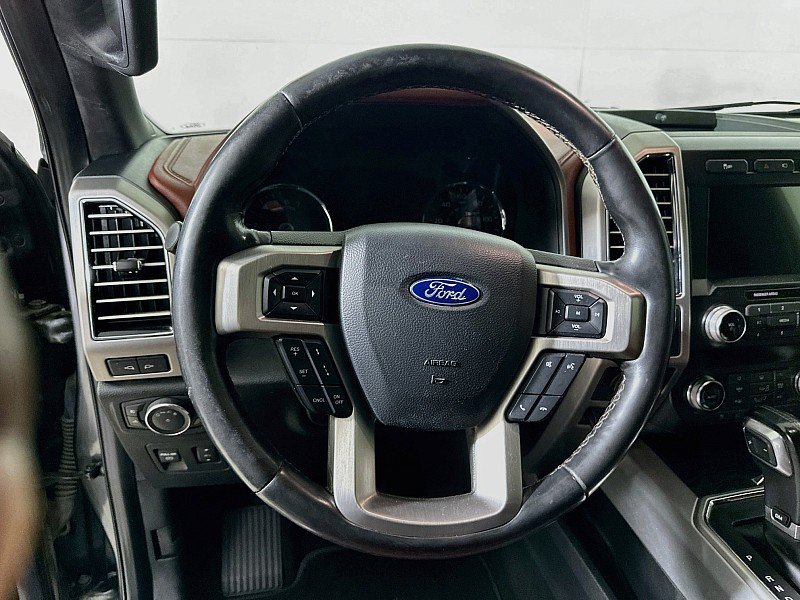 Used 2020 Ford F150 Platinum w/ Equipment Group 701A Luxury AWD/4WD image 12