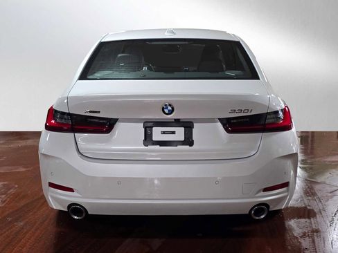 Used 2025 BMW 330i xDrive Sedan w/ M Sport Package image 4