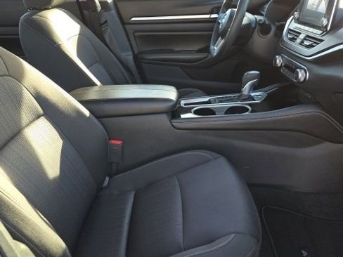 Used 2023 Nissan Altima 2.5 SV image 29