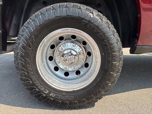 Used 2019 RAM 3500 Lone Star image 12