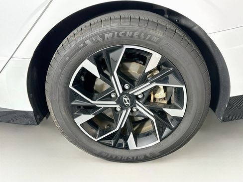 Used 2025 Hyundai Sonata SEL FWD image 11