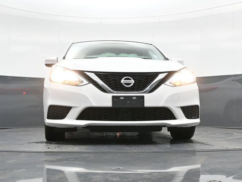 Used 2019 Nissan Sentra S FWD image 14