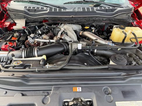 Used 2020 Ford F550 4x4 Regular Cab Super Duty image 32