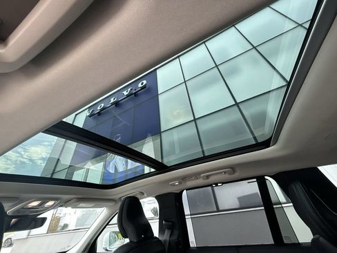 Certified 2023 Volvo XC90 B6 Ultimate w/ Protection Package Premier AWD/4WD image 24