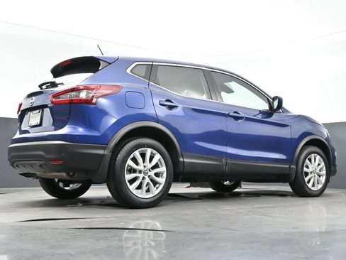 Used 2022 Nissan Rogue Sport S FWD image 46