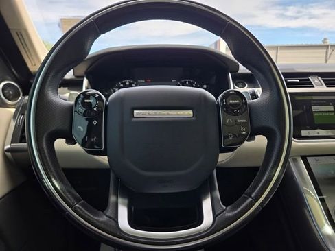 Used 2019 Land Rover Range Rover Sport Supercharged AWD/4WD image 21