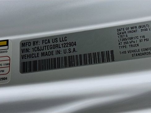 Used 2024 Jeep Gladiator Mojave w/ Convenience Group image 32