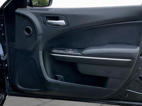 Used 2022 Dodge Charger SXT w/ Leather Interior Group RWD image 21