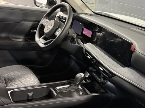 New 2026 Nissan Kicks SV w/ SV Premium Package image 9