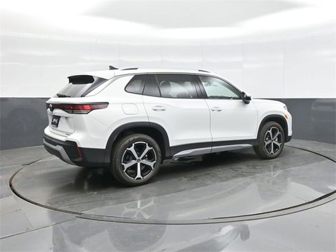 New 2026 Volkswagen Tiguan SE image 7